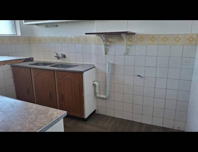 2 BEDROOM HOUSE FOR SALE IN DENLEE